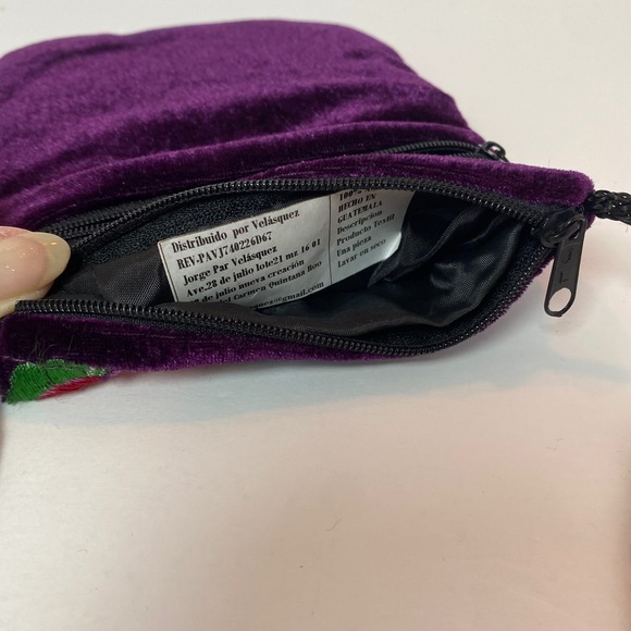 Jorge Par Velasquez Purple Velvet Floral Embroidered Crossbody Bag Guatemala - Picture 4 of 6